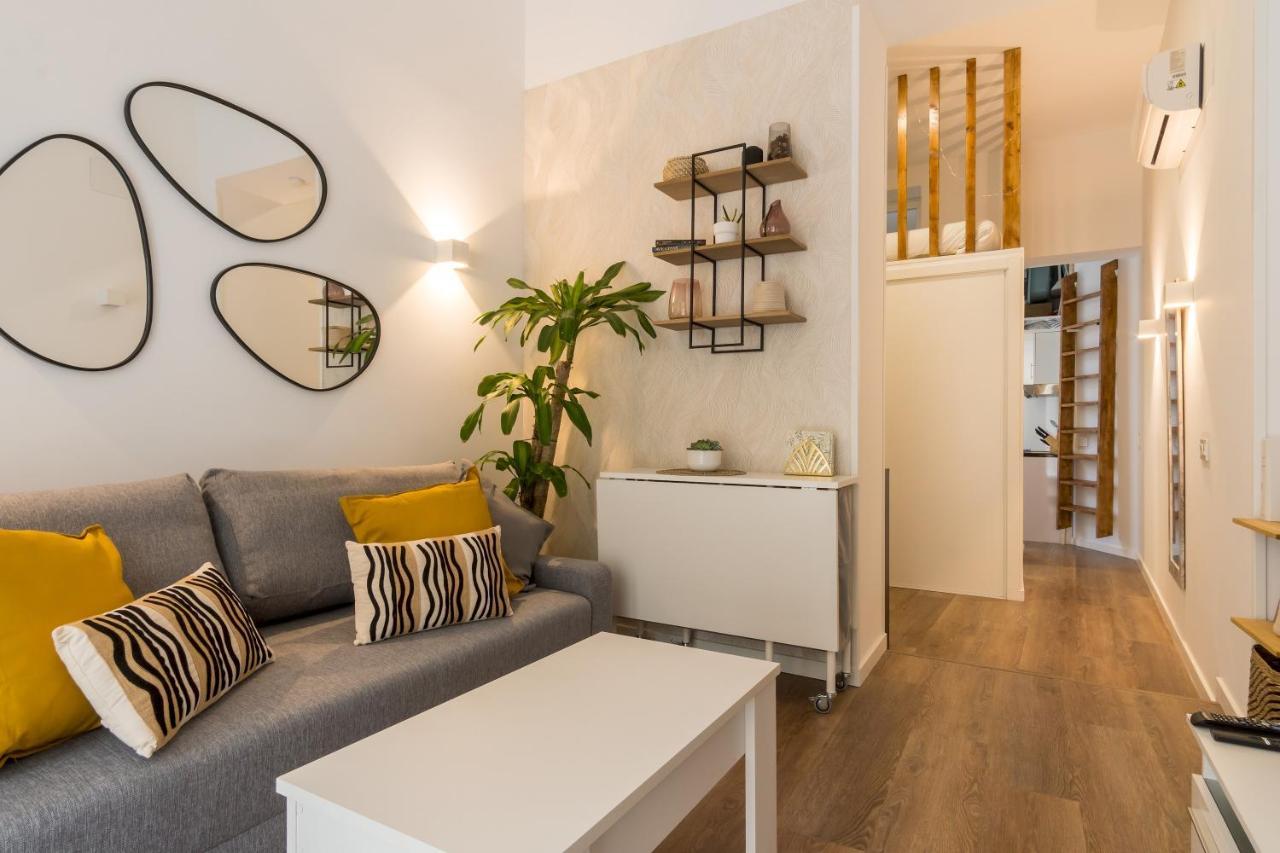Modern And Cozy- 1 Bedroom 1 Bathroom -Lavapies マドリード エクステリア 写真